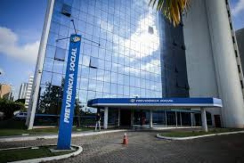 INSS amplia para 60 dias o prazo do auxílio-doença concedido pela internet até abril