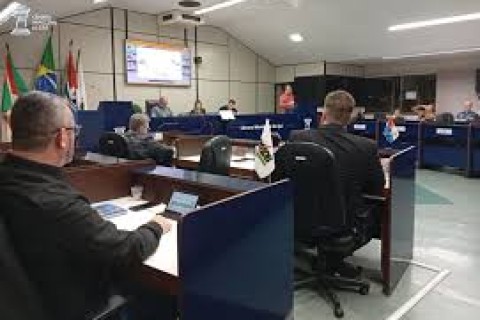 Sessão Plenária da Câmara de Ijuí delibera projetos estratégicos e reforça debate sobre transparência e investimentos públicos